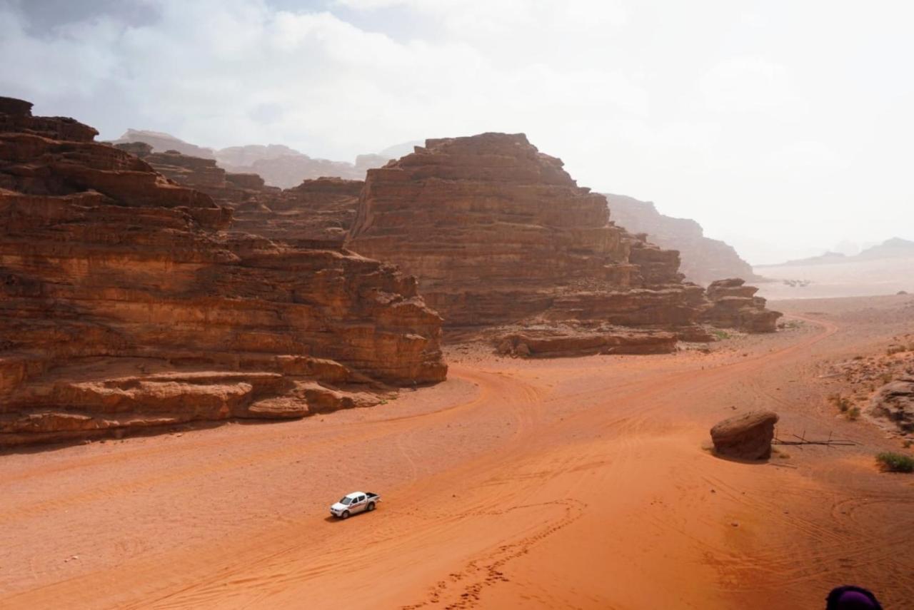 Wadi Rum-Bedouin Tents And Jeep Tours Εξωτερικό φωτογραφία